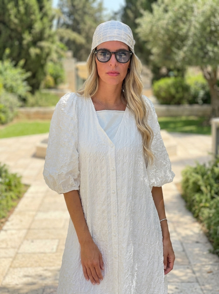 Top cover - לבן נצנץ חגיגי