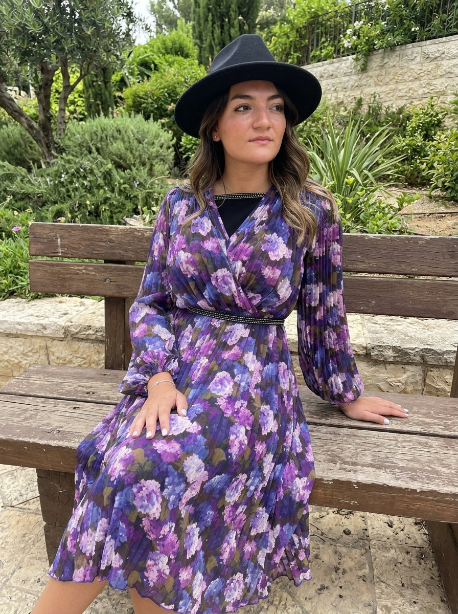 Top cover - שחור ניטים כסף